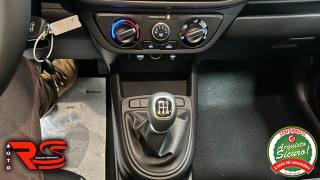 HYUNDAI i10 usata, con Controllo trazione