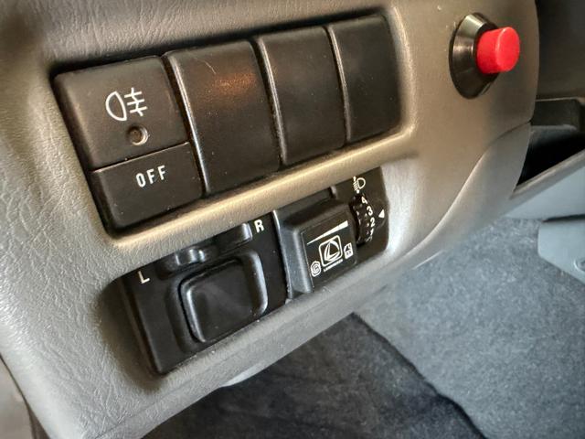 SUZUKI Grand Vitara usata, con Sedile posteriore sdoppiato