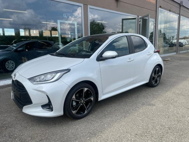 TOYOTA Yaris usata, con Airbag laterali