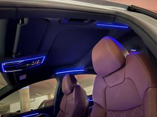 AUDI A8 usata, con USB