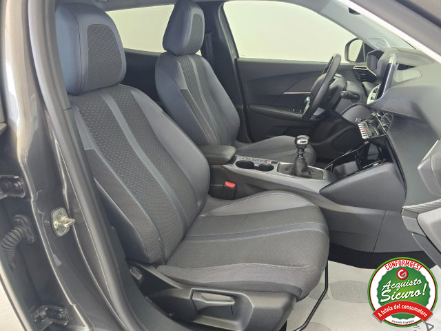 PEUGEOT 2008 usata 26