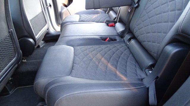 MERCEDES-BENZ GLB 200 usata 77