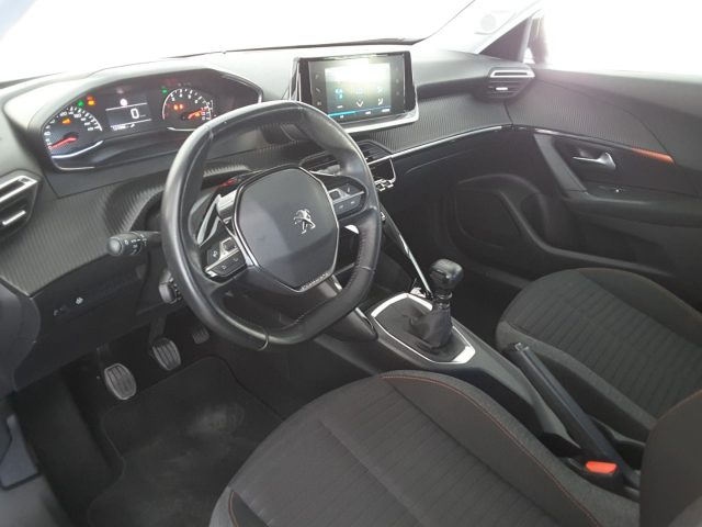 PEUGEOT 2008 usata, con Boardcomputer