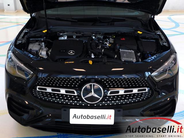 MERCEDES-BENZ GLA 180 usata, con Park Distance Control