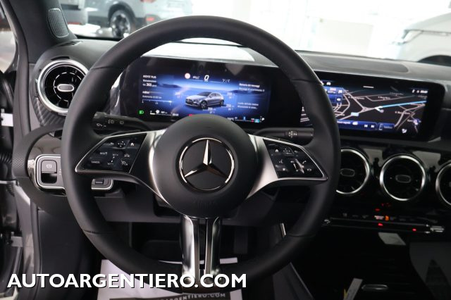 MERCEDES-BENZ A 180 usata, con Fendinebbia