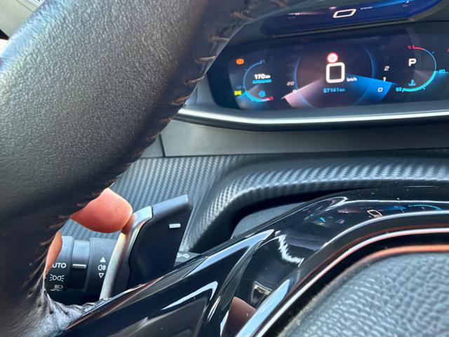 PEUGEOT 208 usata, con MP3