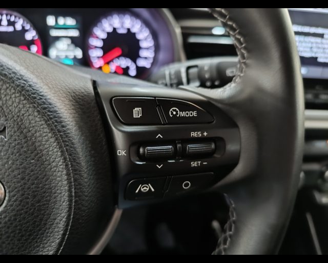 KIA Rio usata, con Autoradio digitale