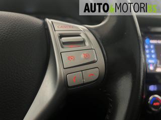 NISSAN Qashqai usata, con Park Distance Control