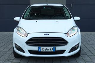 FORD Fiesta usata, con Luci diurne