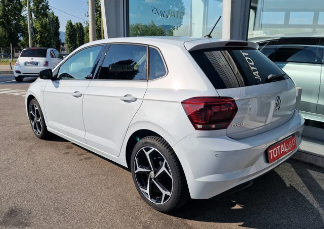 VOLKSWAGEN Polo usata, con Autoradio