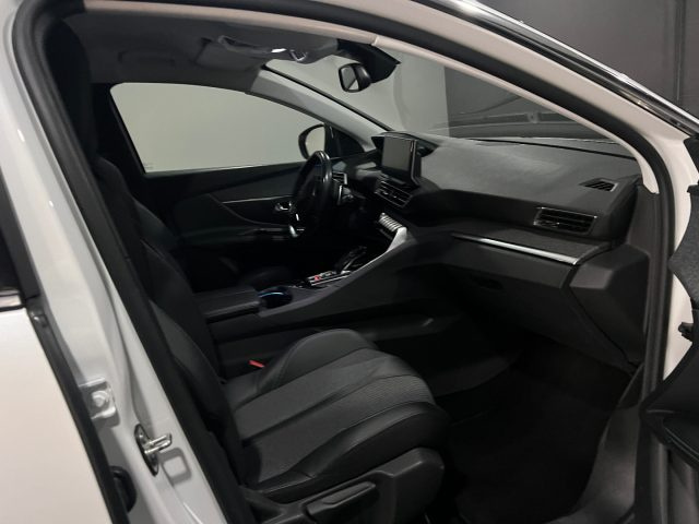 PEUGEOT 3008 usata, con Chiusura centralizzata