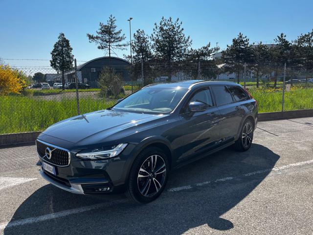 VOLVO V90 Cross Country usata, con Airbag laterali