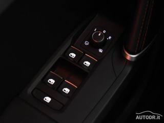 SEAT Leon usata, con Fari LED