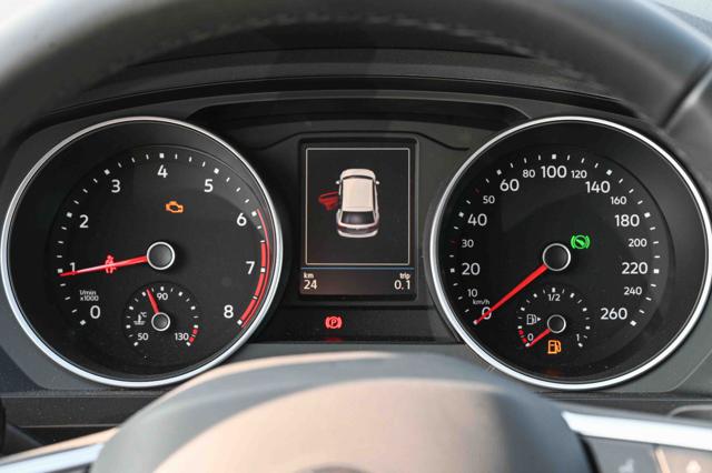 VOLKSWAGEN Tiguan usata, con Park Distance Control