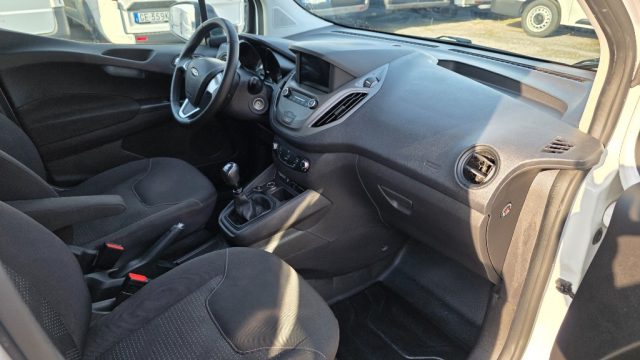 FORD Transit Courier usata, con USB