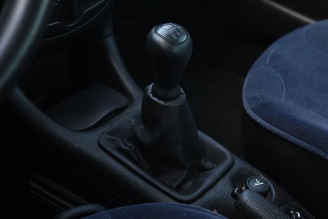 PEUGEOT 206 usata, con Servosterzo