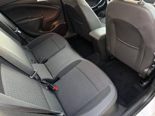 OPEL Astra usata, con Cruise Control