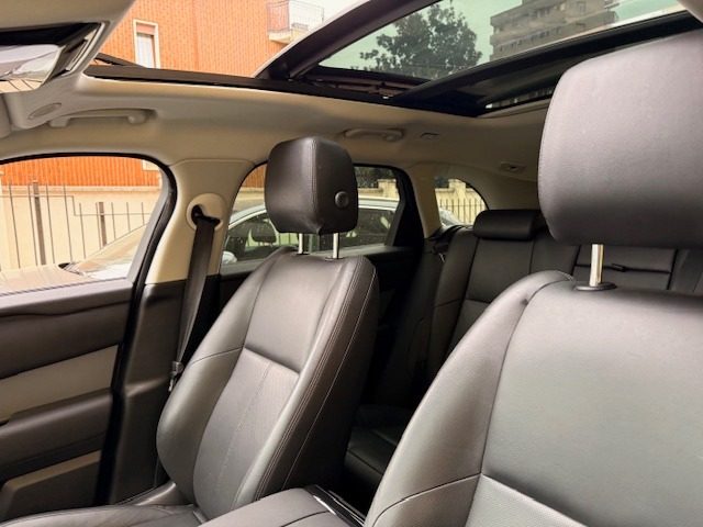 LAND ROVER Range Rover Velar usata, con Boardcomputer