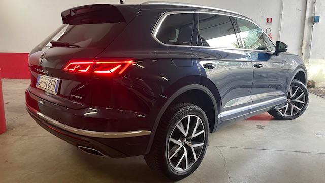 VOLKSWAGEN Touareg usata, con Airbag Passeggero