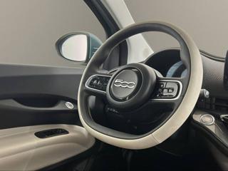 FIAT 500e usata, con USB