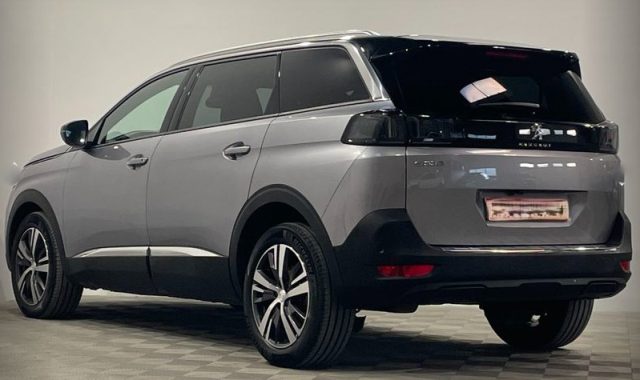 PEUGEOT 5008 usata, con Airbag Passeggero