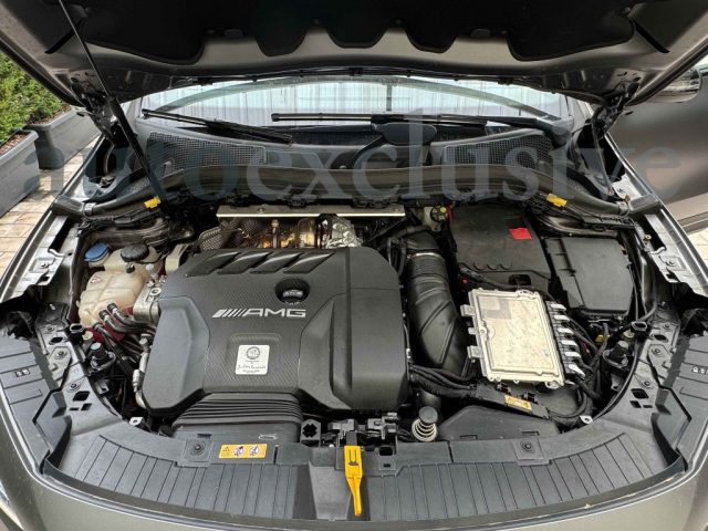 MERCEDES-BENZ GLA 45 AMG usata, con Bracciolo