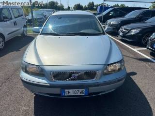 VOLVO V70 usata, con Airbag