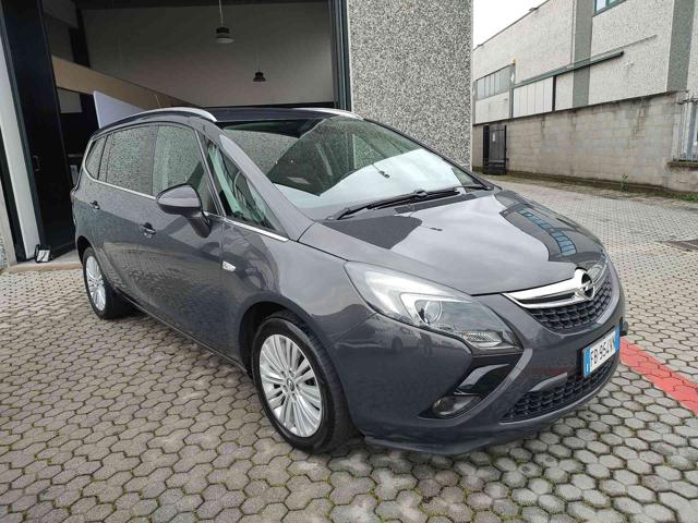OPEL Zafira Tourer usata, con Cerchi in lega