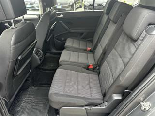 VOLKSWAGEN Touran usata, con Controllo trazione