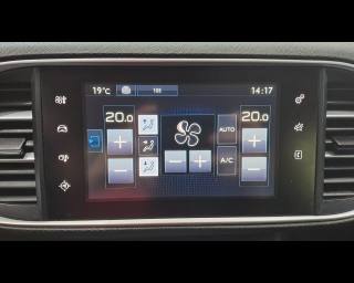 PEUGEOT 308 usata, con USB