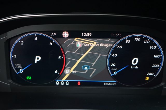 VOLKSWAGEN Passat Variant usata, con Sensore di luce