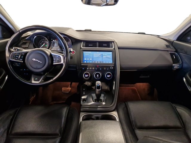 JAGUAR E-Pace usata, con Climatizzatore