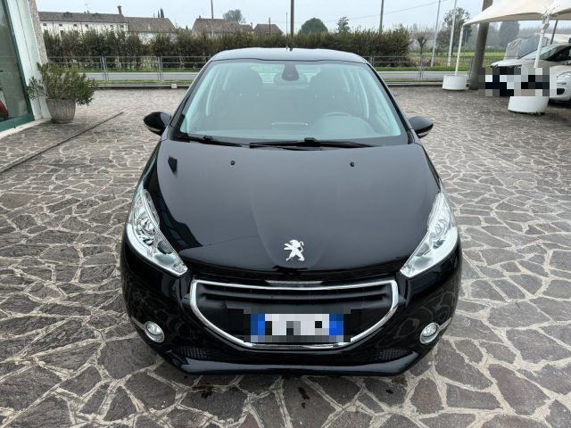 PEUGEOT 208 usata, con Airbag
