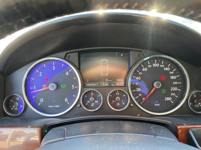 VOLKSWAGEN Touareg usata, con ESP