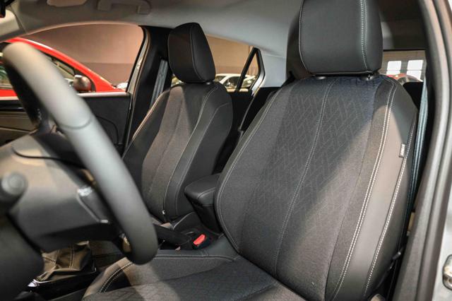 OPEL Corsa usata, con Park Distance Control