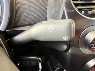 VOLKSWAGEN New Beetle usata, con Park Distance Control