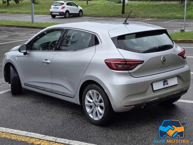 RENAULT Clio usata, con Autoradio