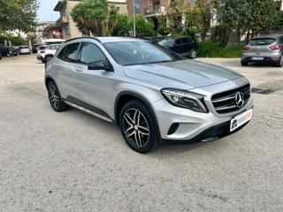 MERCEDES-BENZ GLA 200 usata, con Climatizzatore