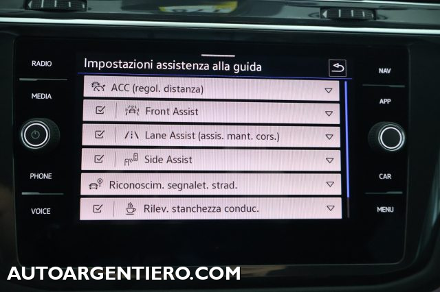 VOLKSWAGEN Tiguan usata, con USB