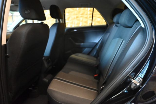 VOLKSWAGEN T-Roc usata 22