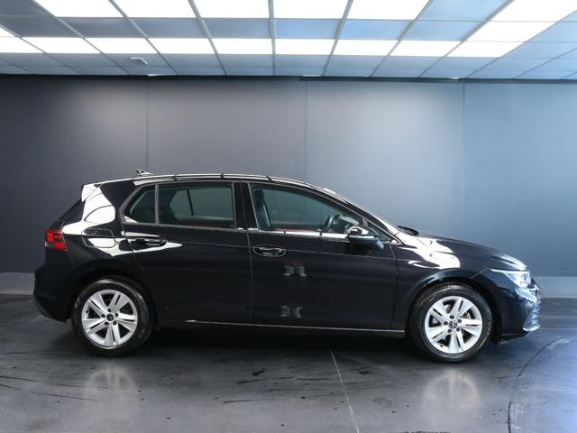 VOLKSWAGEN Golf usata, con Autoradio