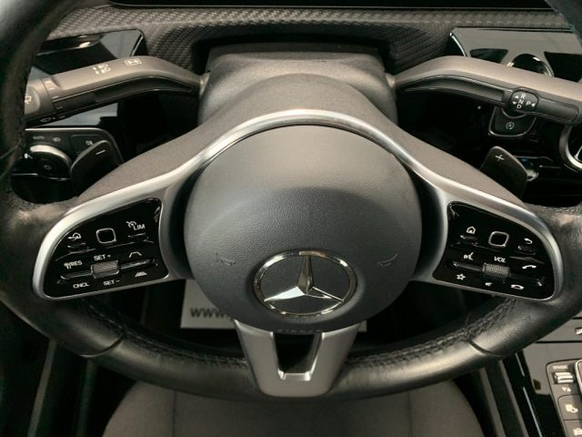 MERCEDES-BENZ CLA 180 usata, con Bracciolo