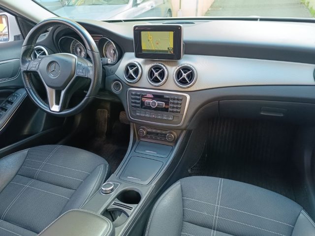 MERCEDES-BENZ GLA 200 usata, con Climatizzatore automatico, 2 zone