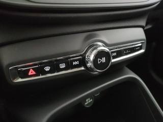 VOLVO XC40 usata, con Volante in pelle