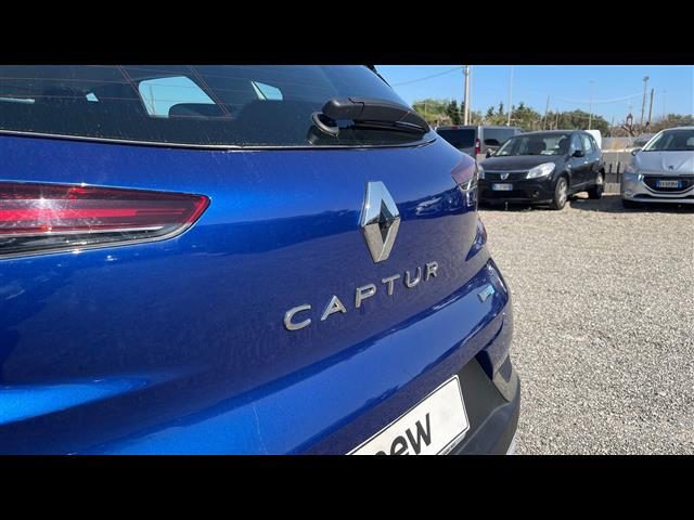 RENAULT Captur usata, con USB