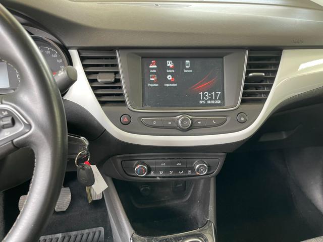 OPEL Crossland X usata, con Sedile posteriore sdoppiato