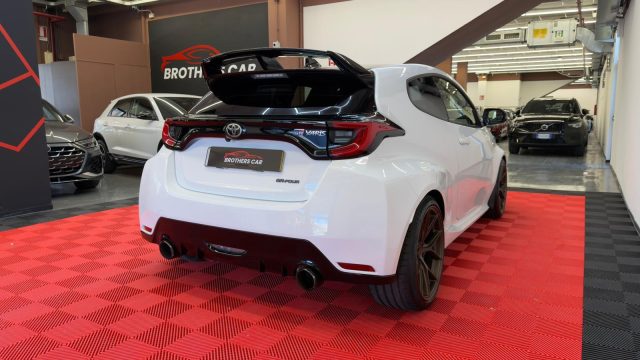 TOYOTA Yaris usata, con Boardcomputer