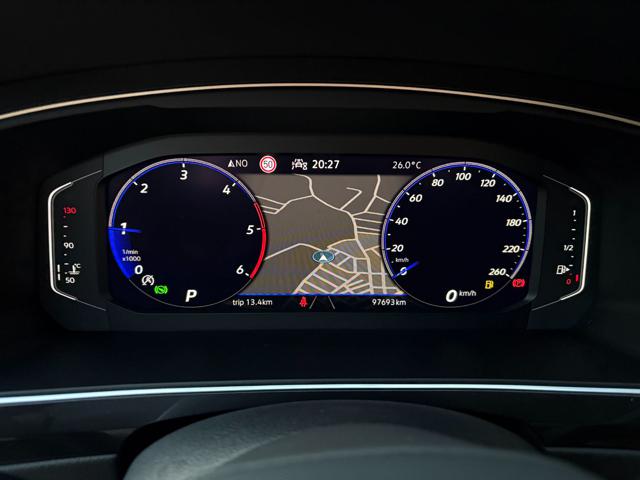 VOLKSWAGEN Tiguan usata, con Leve al volante