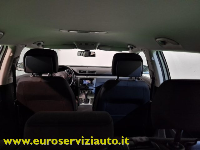 VOLKSWAGEN Passat usata 41