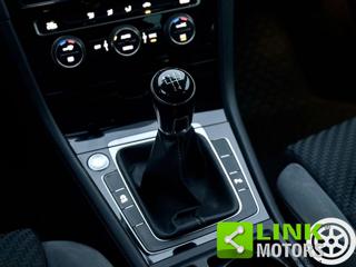 VOLKSWAGEN Golf usata, con ESP